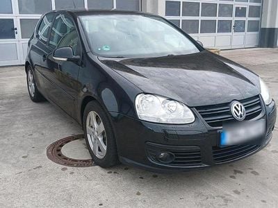 VW Golf V
