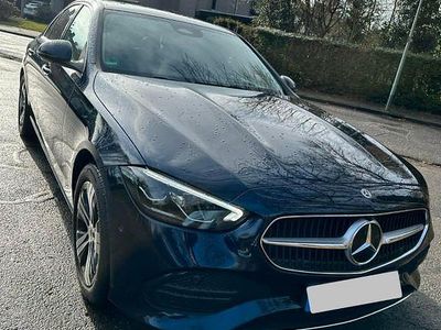 Gebraucht Mercedes C180 170 PS (125 kW) 2023 Blau Limousine