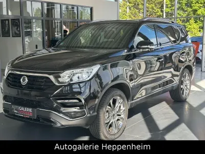 Gebraucht SsangYong Rexton Sapphire 181 PS (133 kW) 2017 Schwarz SUV