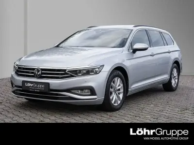 Gebraucht VW Passat Business 150 PS (110 kW) 2022 Silber Kombi