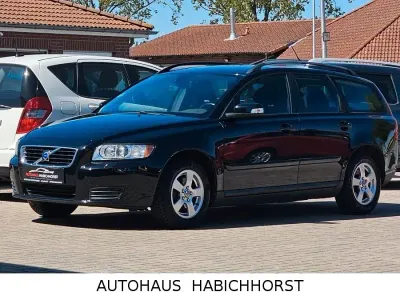 Usata Volvo V50 Kinetic 109 CV (80 kW) 2008 Nero Station wagon