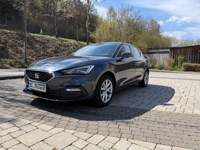 Usata Seat Leon Style 131 CV (96 kW) 2020 Grigio Berlina