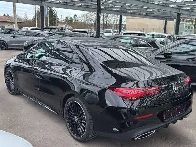 Gebraucht Mercedes CLA220 AMG Line Premium 190 PS (139 kW) 2024 Schwarz Limousine