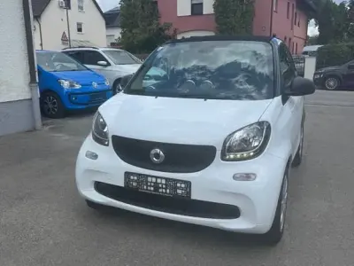 Gebraucht Smart ForTwo Coupé 90 PS (66 kW) 2017 Schwarz Coupé