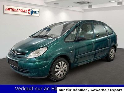 Grün Gebraucht 2004 Citroën Xsara Picasso Van / Kleinbus | 299 € (Superpreis)