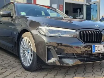 Usata BMW 530e 184 CV (135 kW) 2021 Nero Station wagon