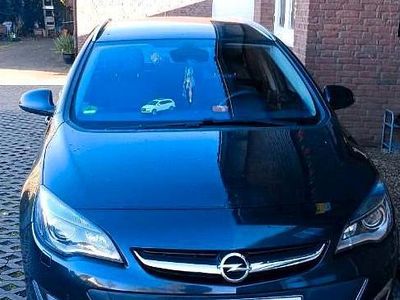 Usata Opel Astra 170 CV (125 kW) 2013 Nero Station wagon