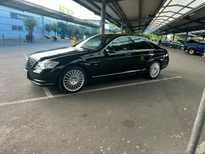 Gebraucht Mercedes S350 258 PS (189 kW) 2012 Schwarz Limousine