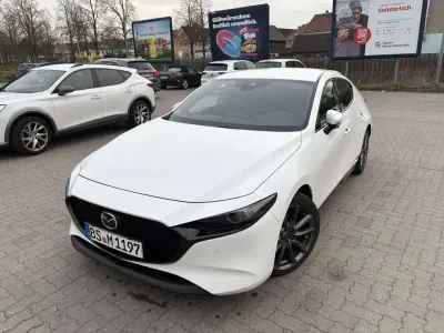 Gebraucht Mazda 3 Selection 122 PS (89 kW) 2019 Weiß Kleinwagen