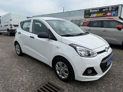 Usata Hyundai i10 69 CV (50 kW) 2016 Bianco Utilitaria