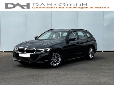 Gebraucht BMW 318 Sport Line 156 PS (114 kW) 2023 Schwarz Kombi