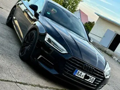 Gebraucht Audi A5 Sportback Sport 245 PS (180 kW) 2019 Schwarz Kleinwagen