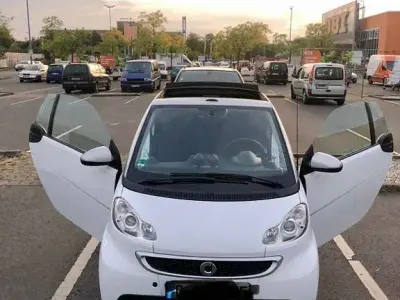 Second-hand Smart ForTwo Cabrio Passion 71 CP (52 kW) 2013 Alb Cabrio