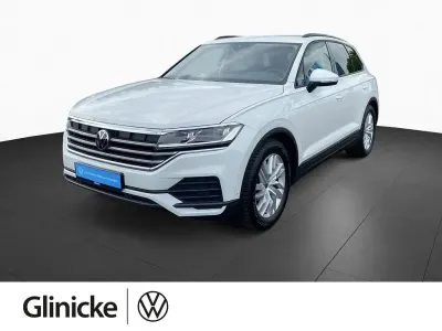 Second-hand VW Touareg Basis 231 CP (169 kW) 2025 Alb SUV