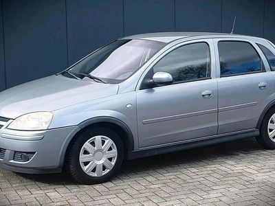Gebraucht Opel Corsa 80 PS (58 kW) 2006 Silber Kleinwagen