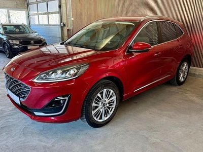 Gebraucht Ford Kuga Vignale 152 PS (111 kW) 2023 Lucidrot metallic SUV