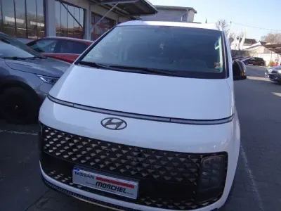 Gebraucht Hyundai Staria Signature 177 PS (130 kW) 2021 Weiß Van / Kleinbus