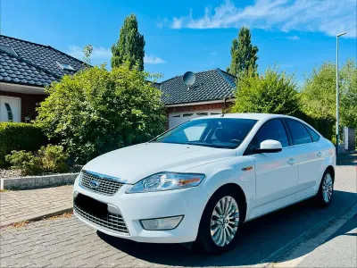 Gebraucht Ford Mondeo 140 PS (102 kW) 2007 Weiß Limousine