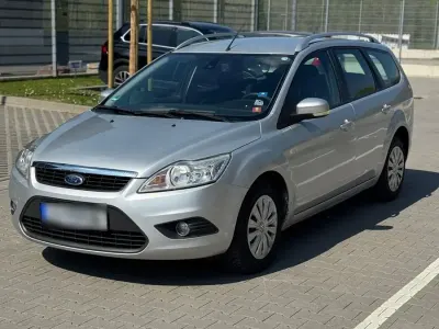 Second-hand Ford Focus 100 CP (73 kW) 2011 Argintiu Break