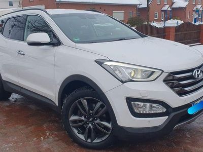 Gebraucht Hyundai Santa Fe Premium 197 PS (144 kW) 2015 Weiß SUV