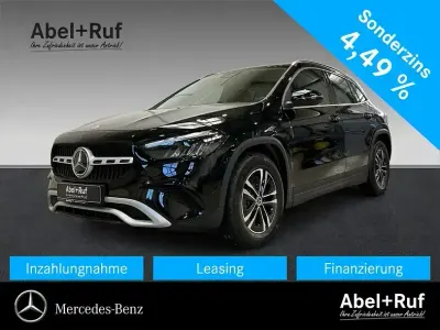 Gebraucht Mercedes GLA200 163 PS (119 kW) 2025 Schwarz SUV