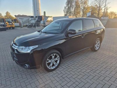 Usata Mitsubishi Outlander Classic Collection 150 CV (110 kW) 2015 Nero SUV