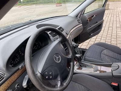 Mercedes E220