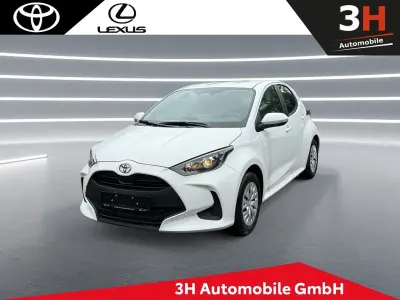 Neu Toyota Yaris Business Edition 116 PS (85 kW) 2026 Weiß Kleinwagen