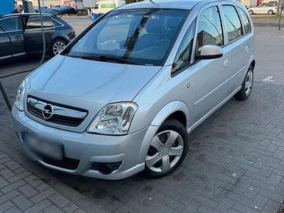 Second-hand Opel Meriva 116 CP (85 kW) 2006 Argintiu Monovolum