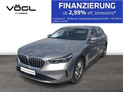 Gebraucht BMW 520 Sport Line 197 PS (144 kW) 2024 Oxidgrau Kombi