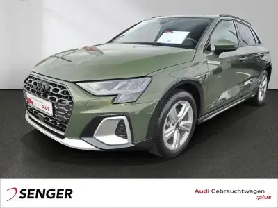 Gebraucht Audi A3 Ambiente 150 PS (110 kW) 2025 Distriktgrün metallic Limousine