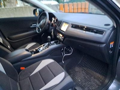 Gebraucht Honda HR-V 130 PS (95 kW) 2019 Grau SUV