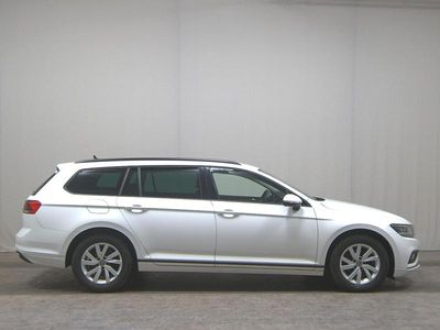 Usata VW Passat 150 CV (110 kW) 2021 Bianco Station wagon