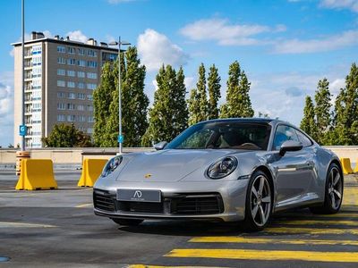 Porsche 911 Carrera 4
