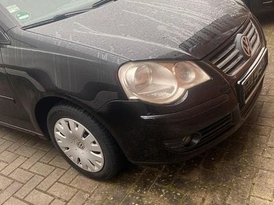 Gebraucht VW Polo 60 PS (44 kW) 2005 Schwarz Kleinwagen