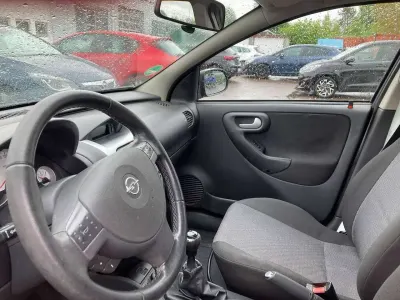 Gebraucht Opel Corsa 80 PS (58 kW) 2006 Blau Kleinwagen