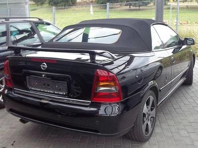 Gebraucht Opel Astra Cabriolet 147 PS (108 kW) 2005 Schwarz Cabrio