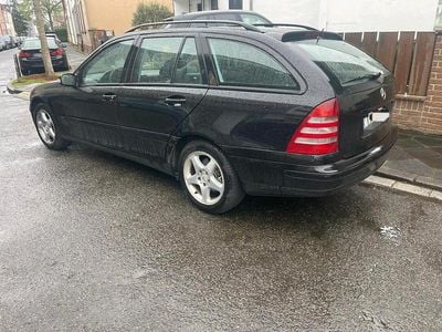 Gebraucht Mercedes C240 170 PS (125 kW) 2002 Schwarz Kombi