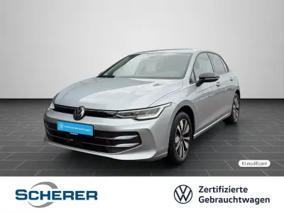 Gebraucht VW Golf VIII Goal 116 PS (85 kW) 2025 Oyster silver metallic (metallic) Limousine