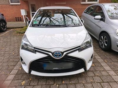 Toyota Yaris Hybrid