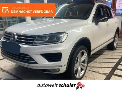 Gebraucht VW Touareg Terrain Tech 262 PS (192 kW) 2015 Oryxweiß perlmutteffekt (metallic) SUV