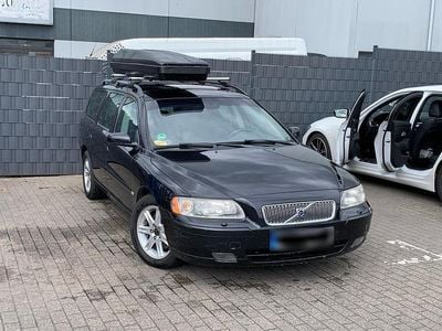 Second-hand Volvo V70 185 CP (136 kW) 2006 Negru Break