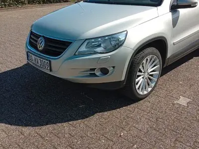 Second-hand VW Tiguan Sportline 150 CP (110 kW) 2008 Argintiu SUV