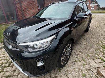 Schwarz Gebraucht 2018 Kia Stonic Spirit SUV | 13.500 € (Teuer)