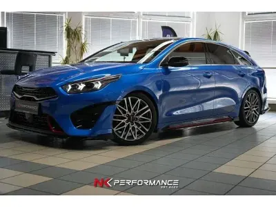 Gebraucht Kia ProCeed Comfort 204 PS (150 kW) 2023 Blue flame Kombi