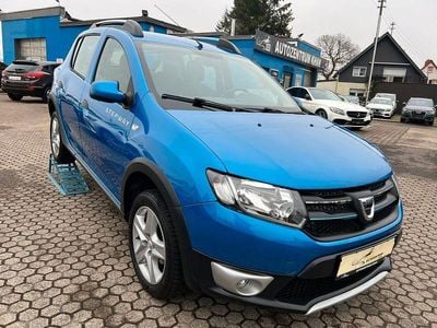Gebraucht Dacia Sandero Prestige 90 PS (66 kW) 2015 Blau SUV