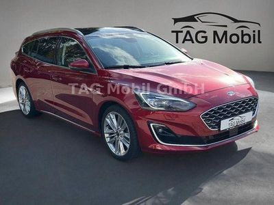 Rot Gebraucht 2019 Ford Focus Vignale Limousine | 18.785 € (Etwas zu teuer)
