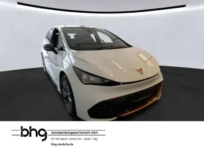 Gebraucht Cupra Born 150 kW (204 PS) 2023 Weiß Kleinwagen