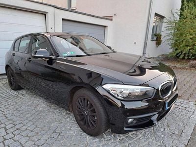 Schwarz Gebraucht 2016 BMW 118 Advantage Kleinwagen | 9.000 € (Etwas zu teuer)