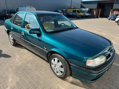 Gebraucht Opel Vectra 90 PS (66 kW) 1995 Grün Limousine
